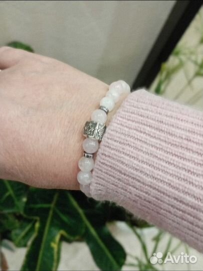 Браслеты из розового кварца