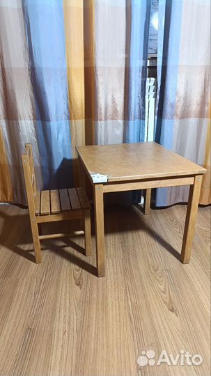 Детский стол и стул