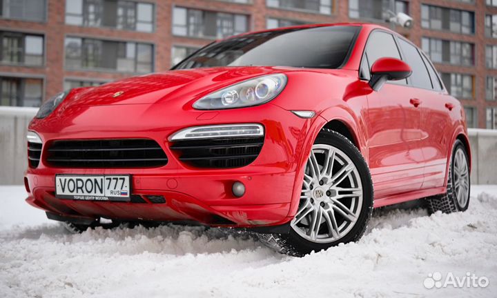 Аренда Porsche Cayenne S II (2010—2014) от одной минуты в Москве