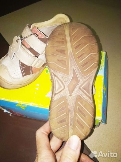 Кроссовки детские 25 размер