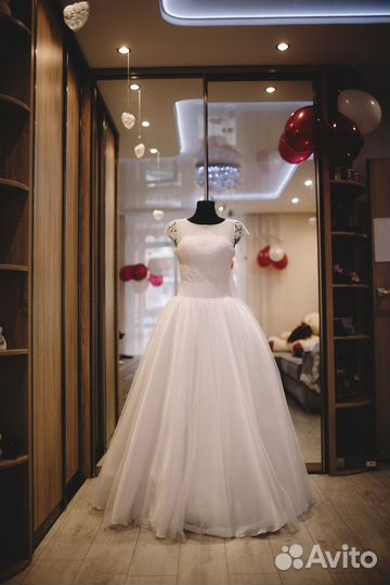 Свадебное платье 42 44 пышное