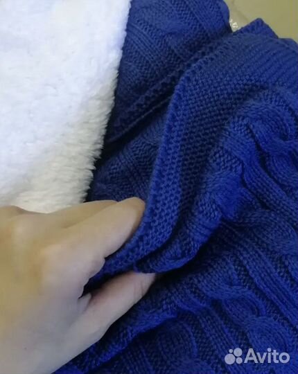 Плед вязанный для новорожденного