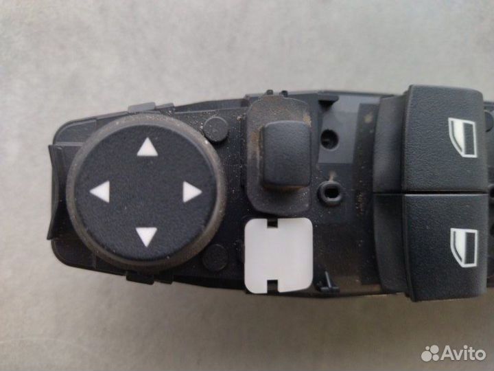 Блок управления стеклоподъемниками Bmw X3 F25 2012