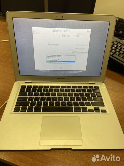 Ноутбук Apple MacBook Air 13’ 2009