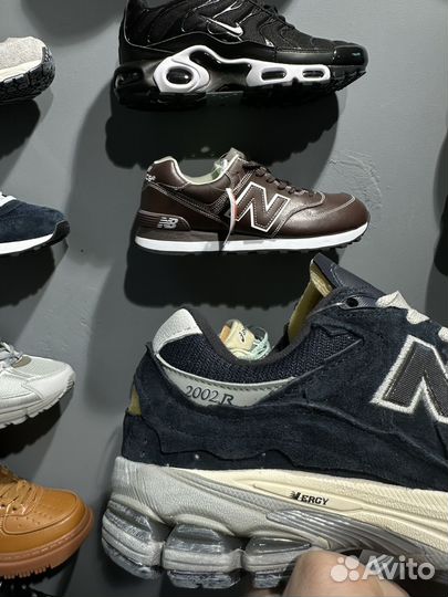 Кроссовки New Balance 2002r
