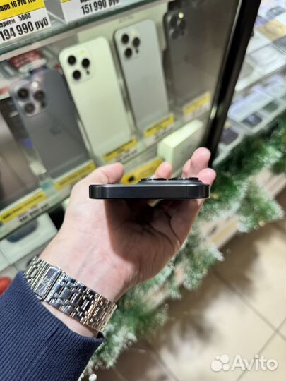 iPhone 15 Pro, 128 ГБ
