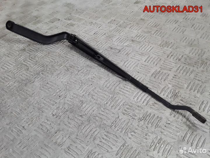 Поводок стеклоочистителя левый Ford Fusion