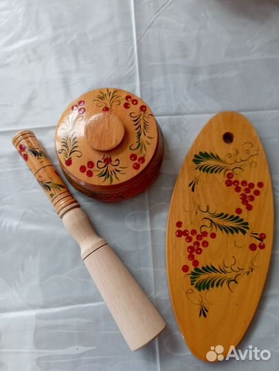 Хохломская роспись стол, стул, кухонная утварь