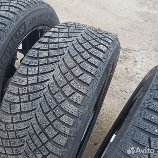 Michelin X-Ice North 4 SUV 255/50 R19