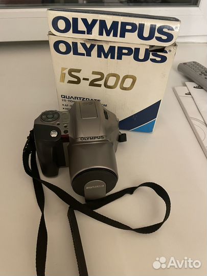 Пленочный зеркальный фотоаппарат Olympus