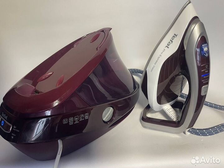 Парогенератор с умной подсветкой Tefal Pro Express