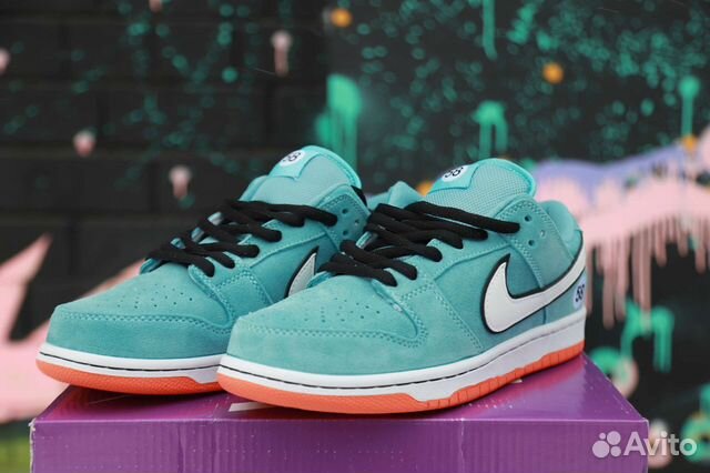 Nike SB Dunk Low Pro QS