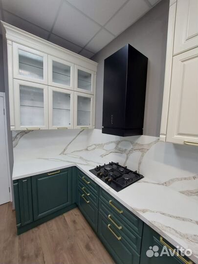 Кухня Ксения мдф эмаль столешница кварц