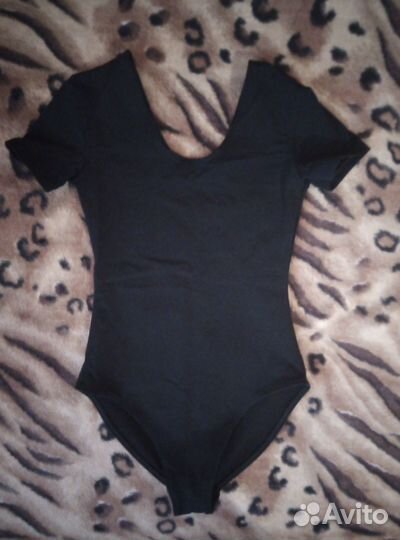 Продам купальник гимнастический