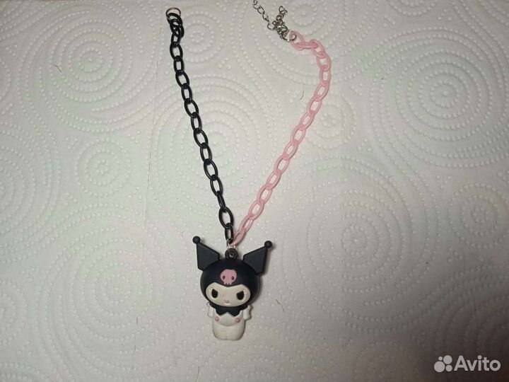 Значки, брелок