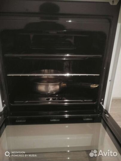 Продам кухонную плиту delux