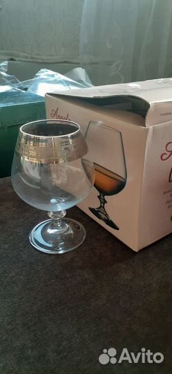 Бокалы для вина новые