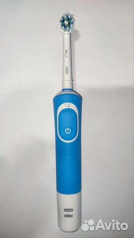 Зубная щетка Oral B Vitality голубая