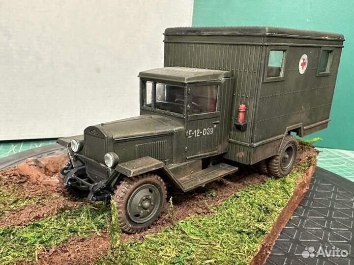 Зис 44 с санитарами(диорама)