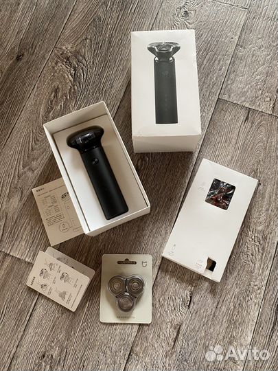 Бритва Xiaomi electric shaver