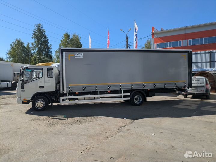 Тентованный грузовик 50 м³ Автомеханический завод на JAC N90, 2024