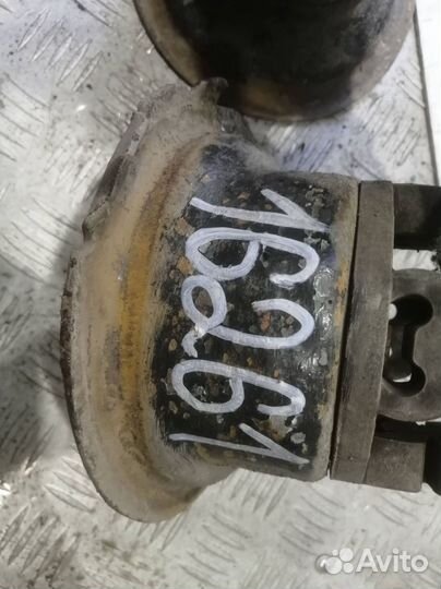 Опора передней пружины нижняя Renault Megane 1