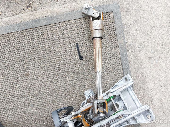 Кардан, колонка рулевая 1750066 Форд Фокус 2