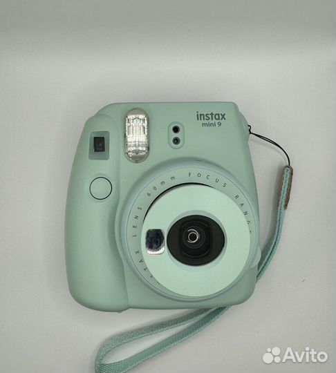 Плёночный фотоаппарат instax mini 9