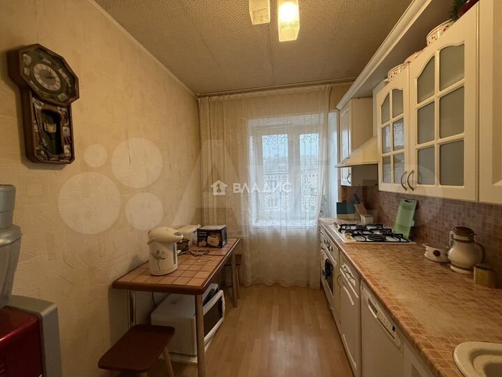 2-к. квартира, 53 м², 5/5 эт.