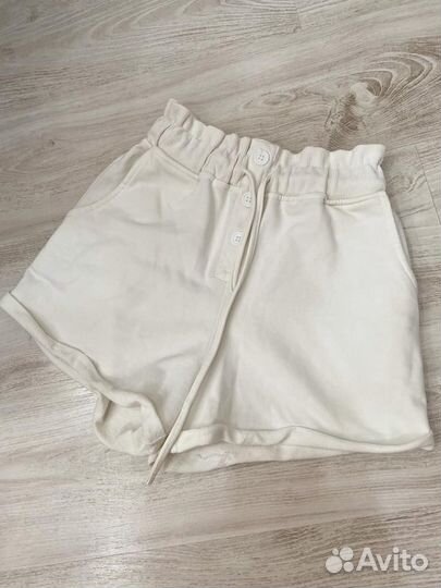 Пакет одежды на девушку 40 - 42