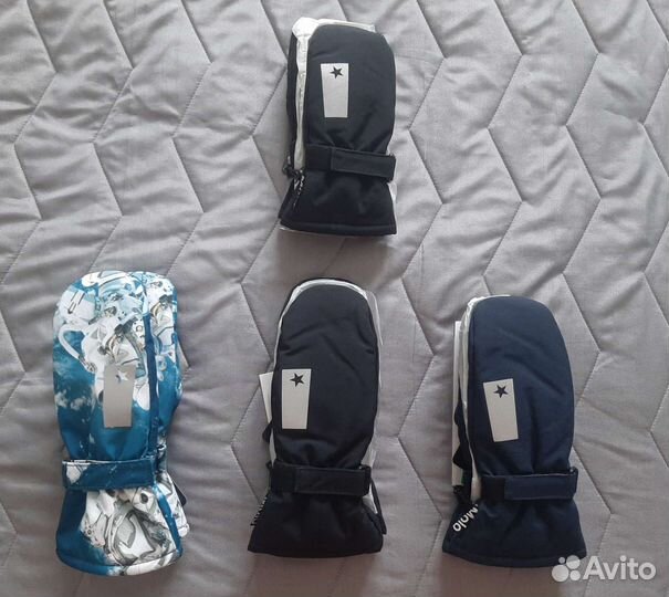 Варежки Molo mitzy 6-8 blue galaxy