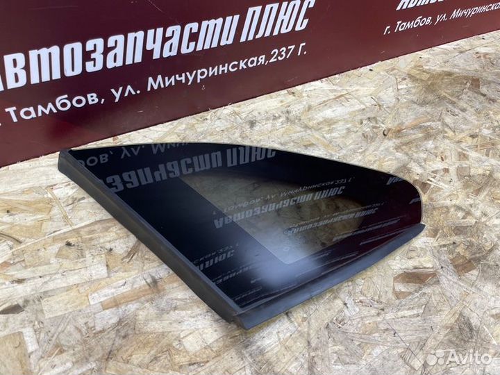 Форточка кузова задняя левая LADA X-Ray