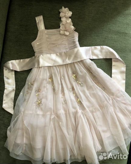 Платье праздничное