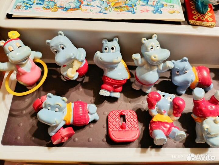 Киндер игрушки