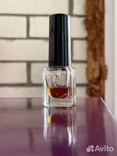 Оригинальные духи вместе с коробкой и оригфлаконом