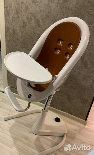 Стульчик для кормления mima moon