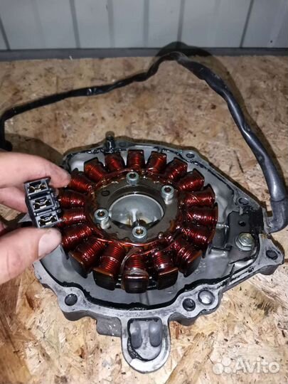 Honda cbr1000rr 04-07 cb1000r статор генератор