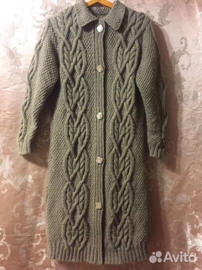 Вязаный кардиган спицами на заказ