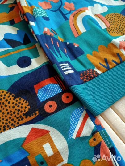 Костюм на мальчика next 6-7 лет (116-122), новый