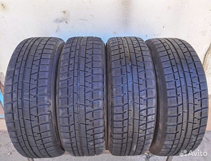 Yokohama Ice Guard IG50+ 215/60 R17 99H