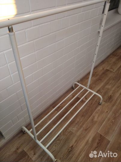 Вешалка напольная