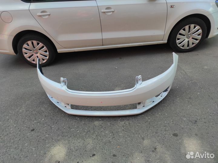 Бампер передний Skoda Rapid 12-20 в цвет