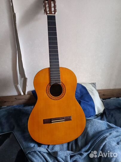 Yamaha c40