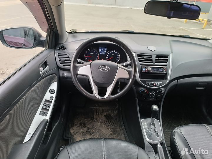 Hyundai Solaris 1.6 AT, 2013, 130 000 км