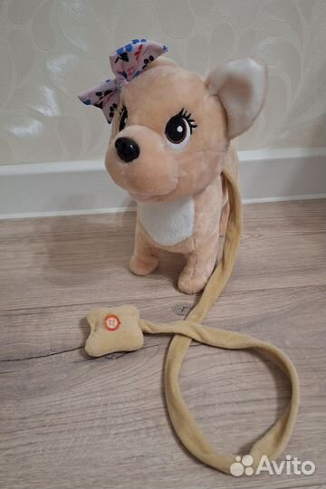 Интерактивная собака на поводке