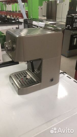 Кофеварка рожковая inhouse ICM 1802WG