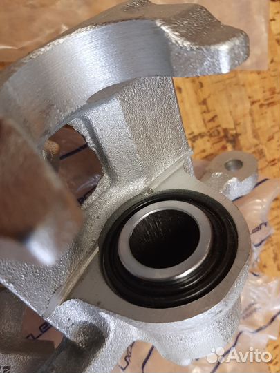 Тормозные суппорта задние на Лачетти