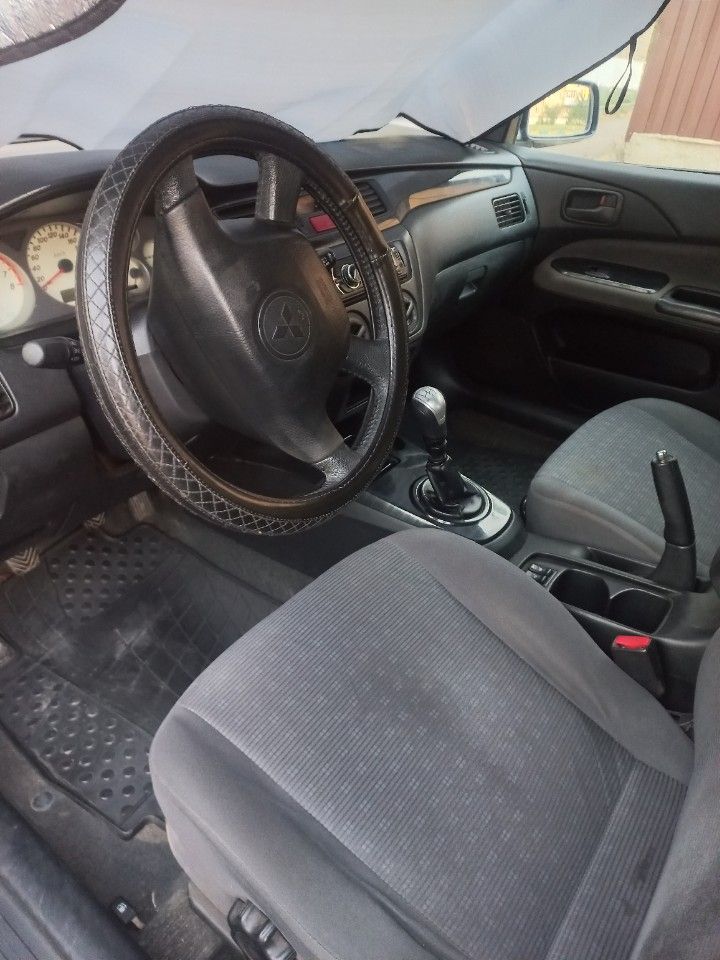 Mitsubishi Lancer: фото владельца