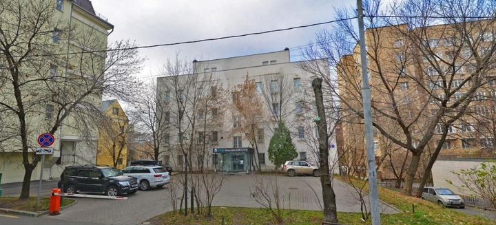 Аренда здания 1975 м2 м. Смоленская в цао