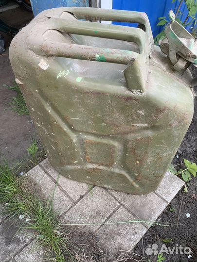 Канистра металлическая 20 л